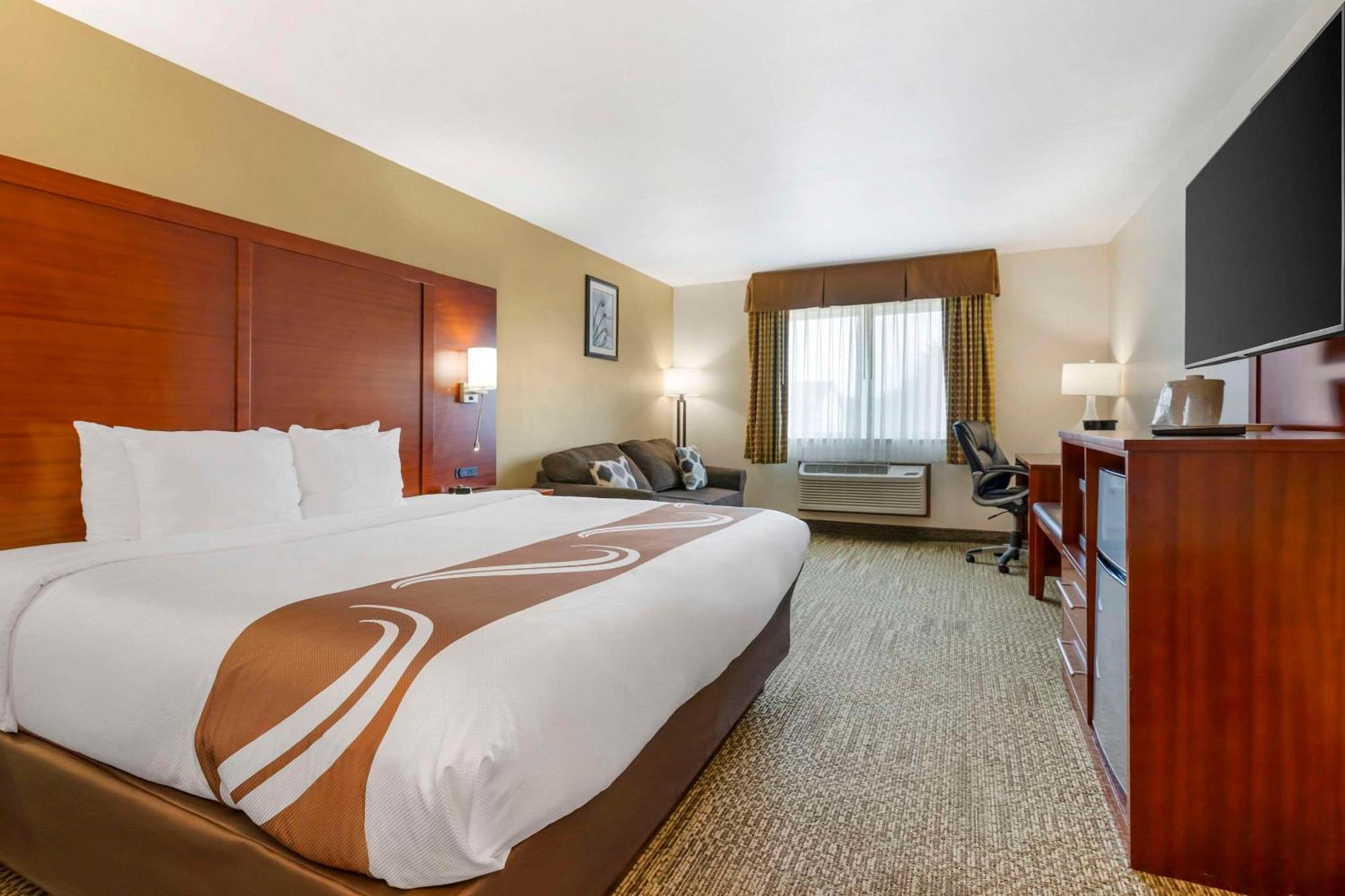 Hotel Quality & - Madison South