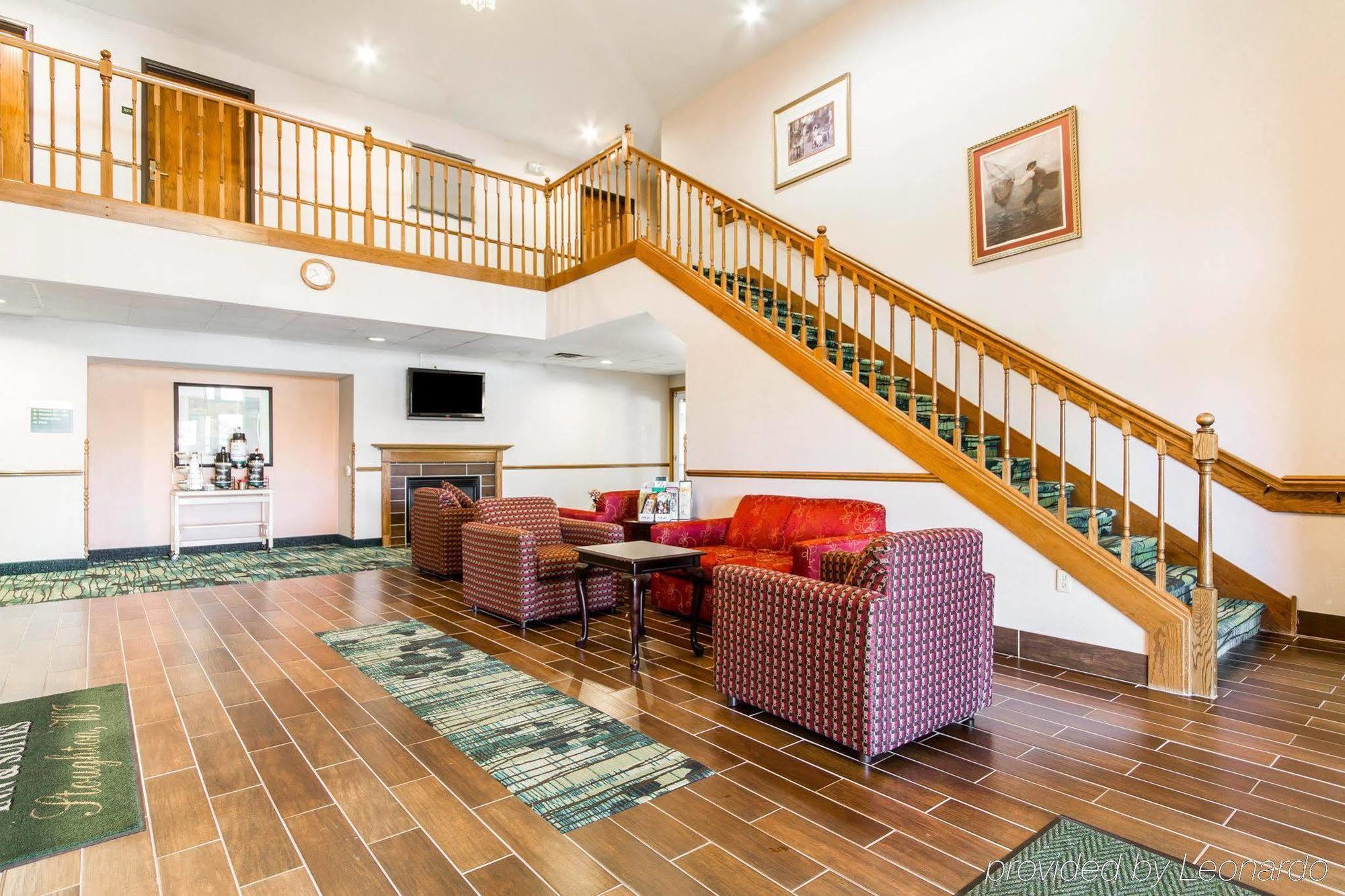 Quality & - Madison South Hotel 2*