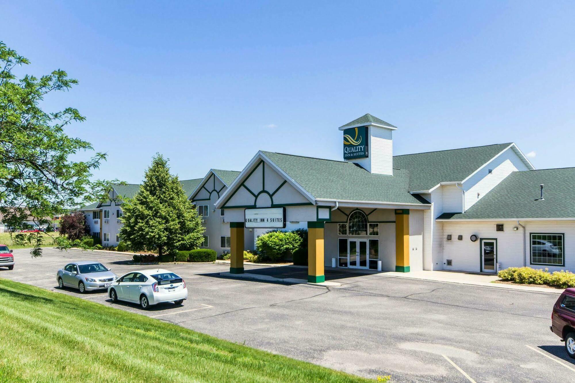 Quality & - Madison South Hotel Stoughton